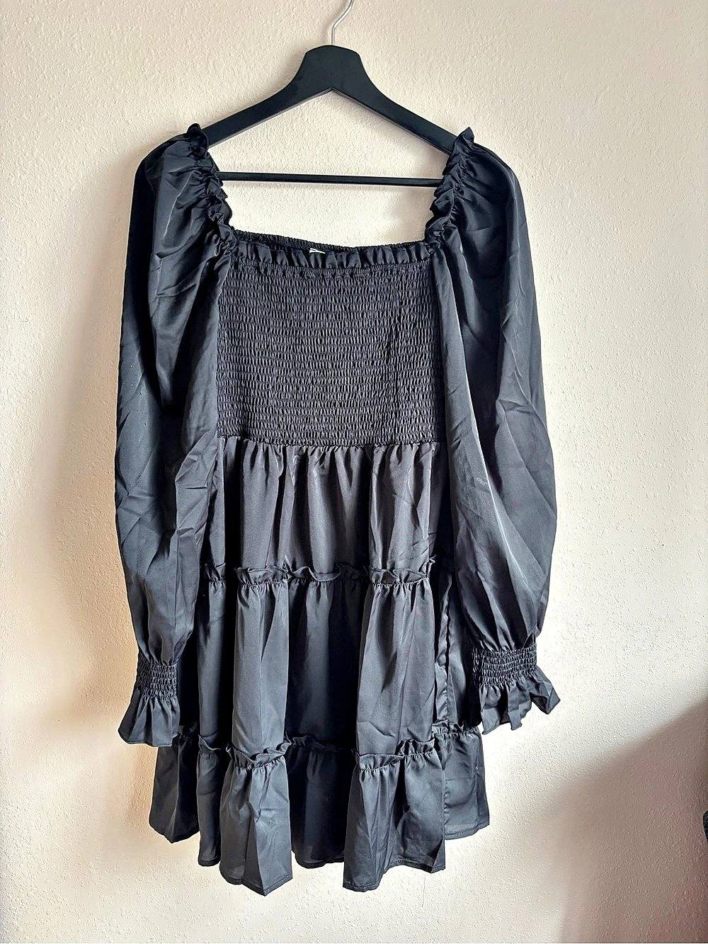 Mismi LA Black Tiered Mini Dress Size Large NWT